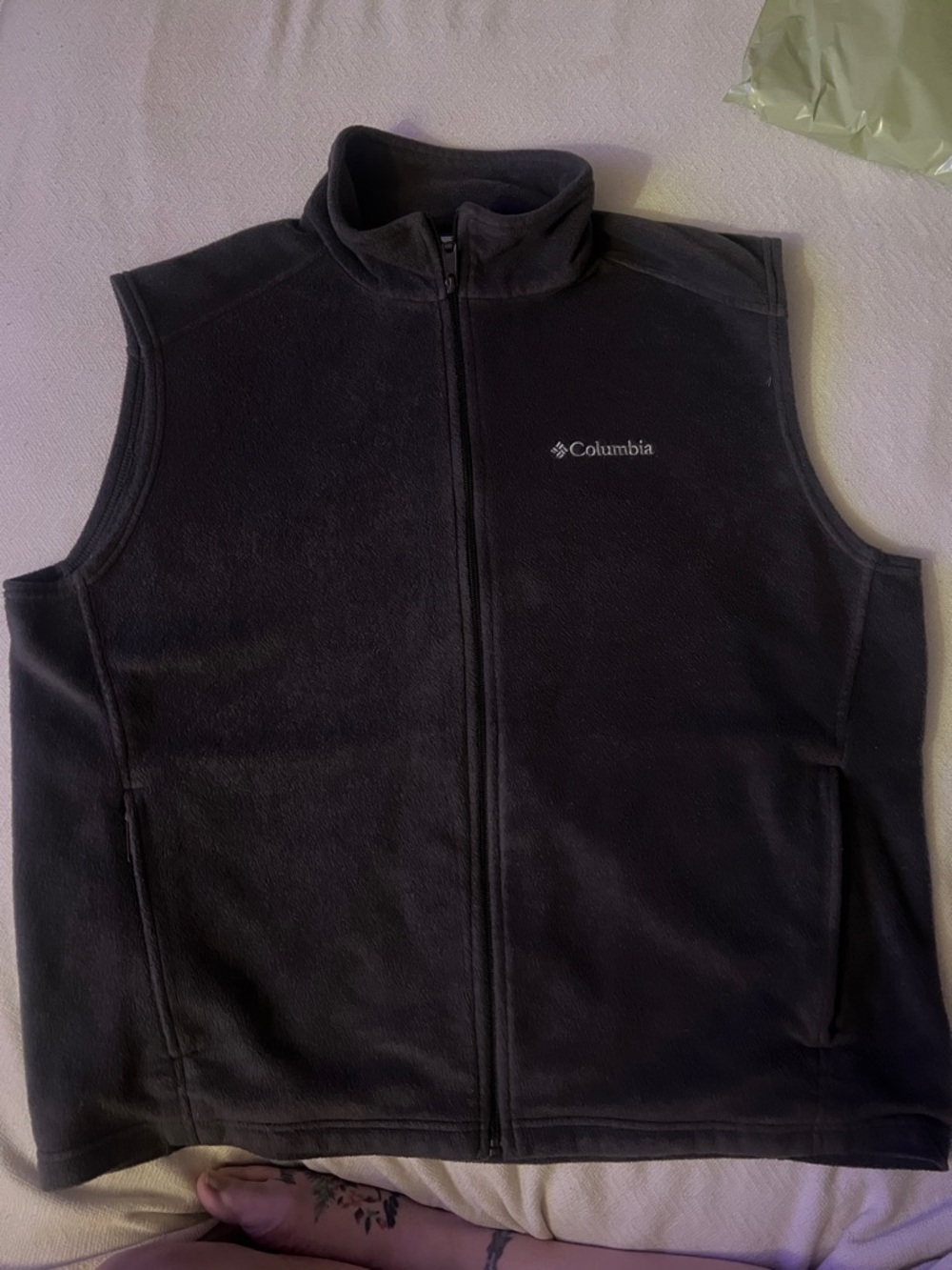 Columbia Men's Black Fleece Vest